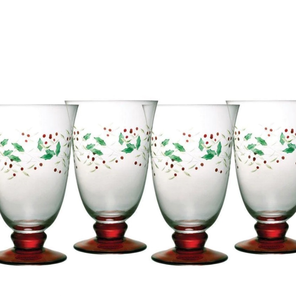 Set of 4 Pfaltzgraff Winterberry Water Goblets